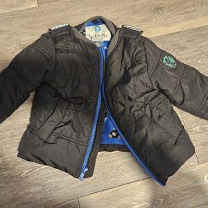 Buckle Me Baby Kids Puffer Jacket in Black and Blue 2T